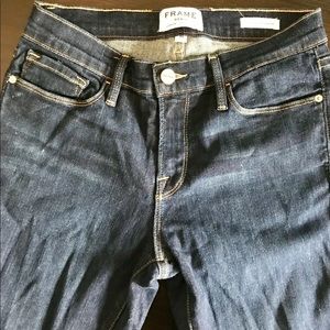 FRAME “Le Skinny de Jeanne”